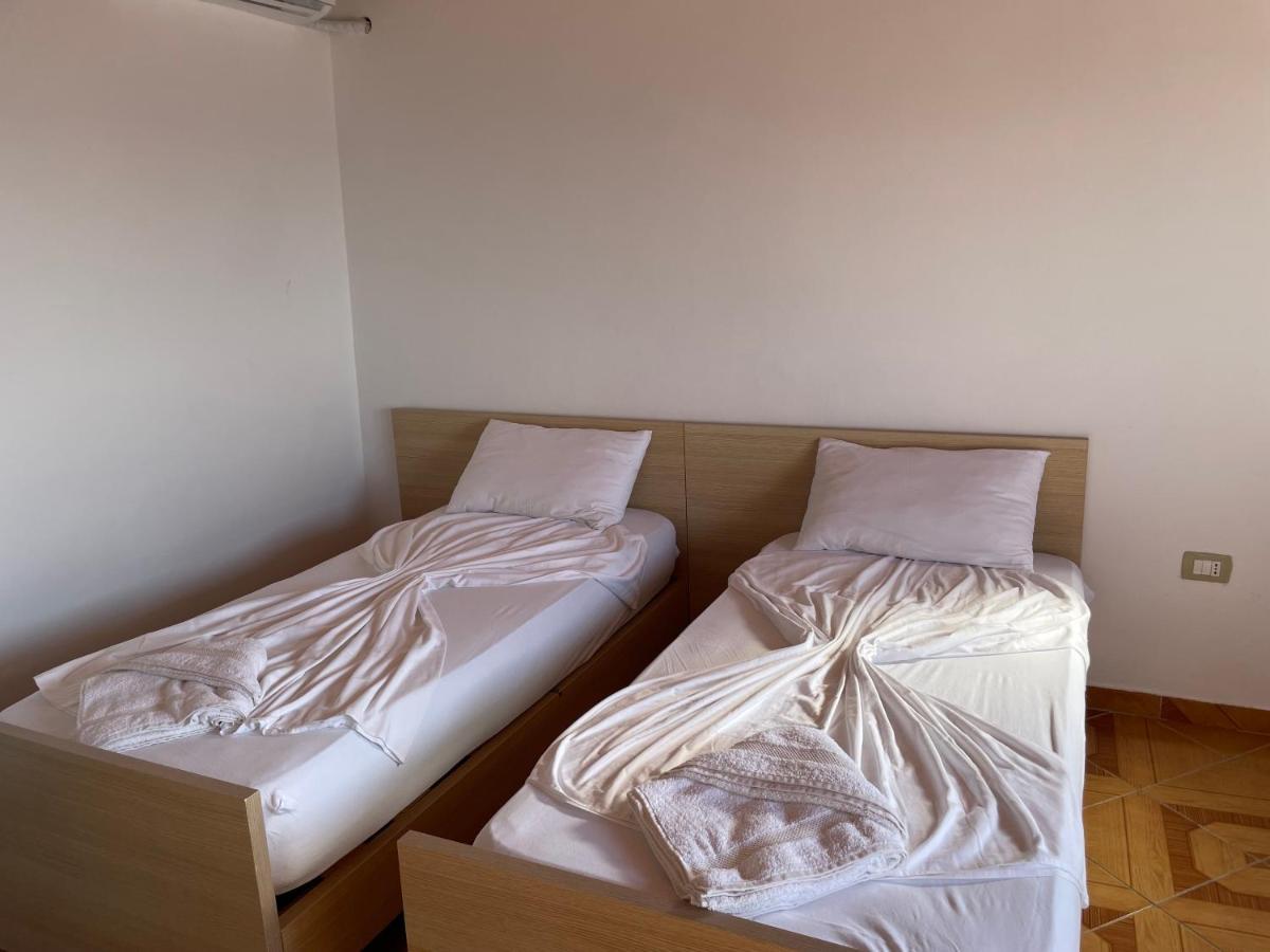 Sea View Apartments Vlorë エクステリア 写真